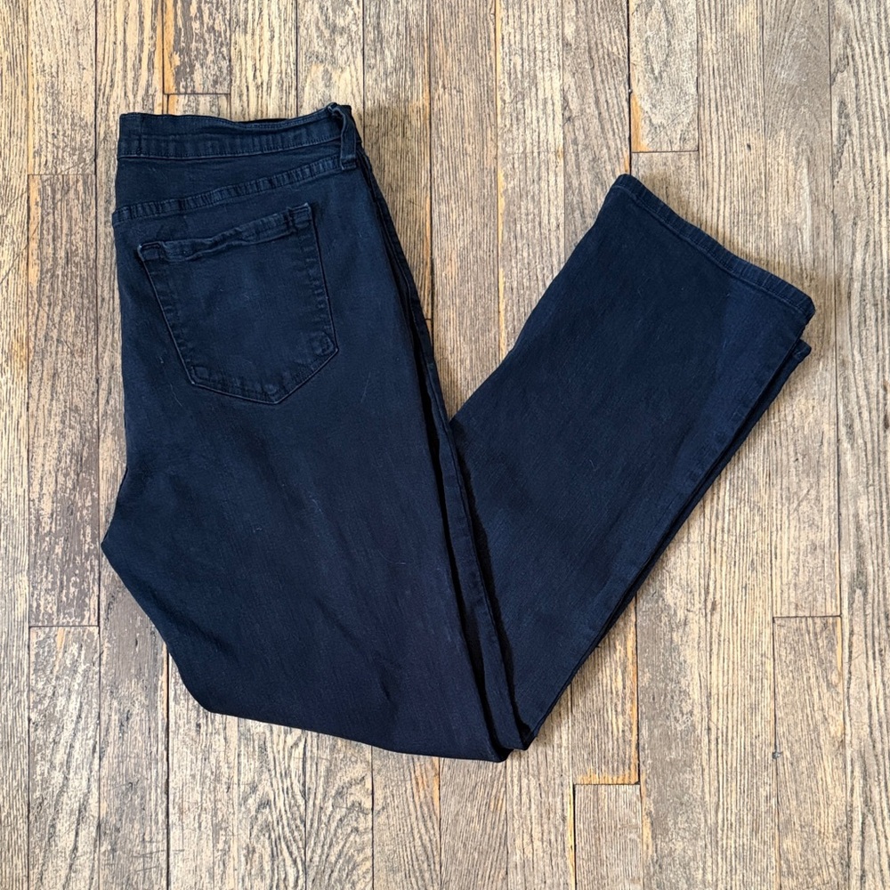NYDJ Black Straight-Leg Stretch Jeans with Stretch Size 32 Normcore Classic
